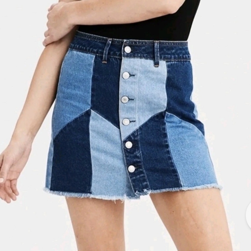 American‎ Eagle Patchwork Denim Mini Skirt HI-rise Festival  Light Dark  Sz 4